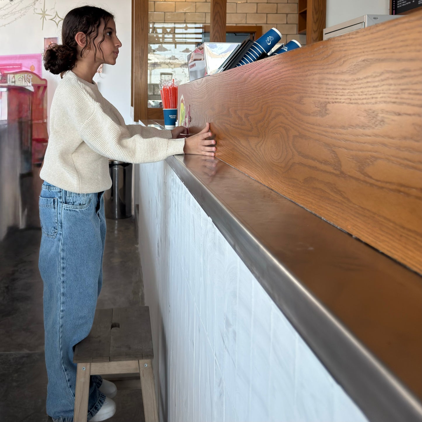 Wide leg pants